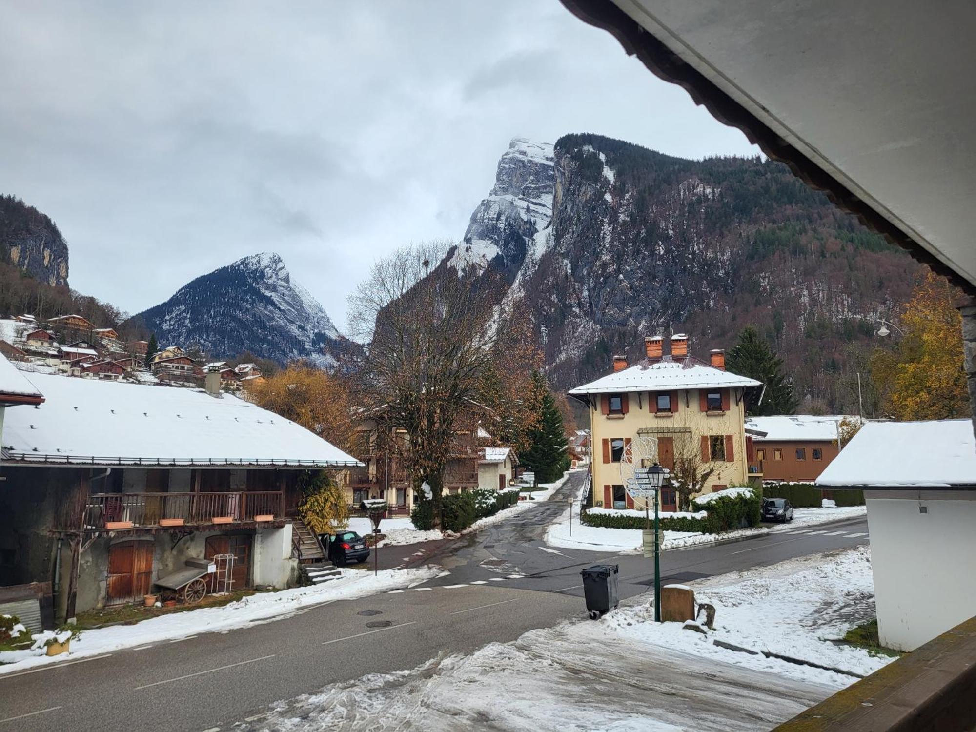 Ecrins A4, 1 Bedroom Apartment With Bunk Room, Central Samoens Bagian luar foto